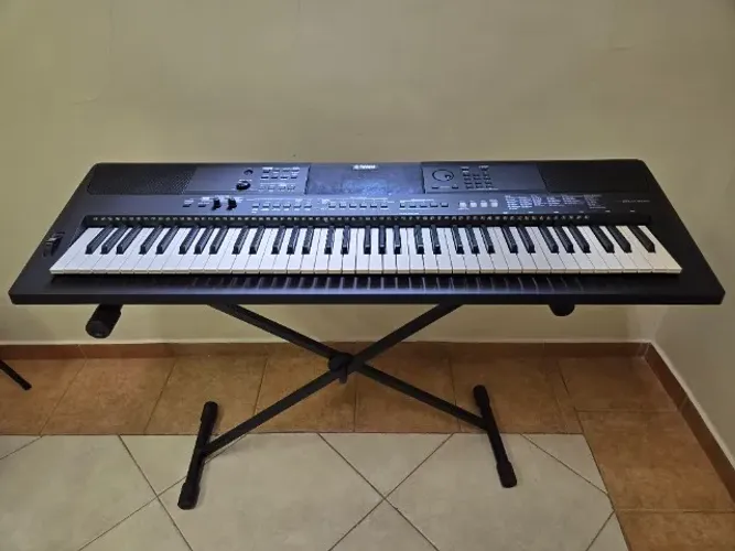 Teclado Yamaha PSR-EW410 (76 Teclas) - Impecável + Fonte Original