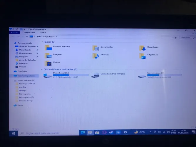 Notebook HP, 8gb de RAM , SSD de 128 + HD de 500gb externo , processador AMD A4