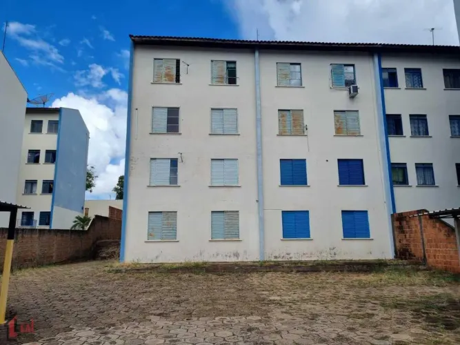 Apartamento para Locação em Presidente Prudente, CECAP, 2 dormitórios, 1 banheiro, 1 vaga