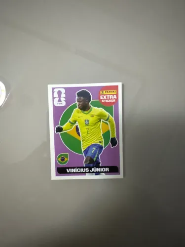 Vendo figurinha Legend do Vinícius Júnior