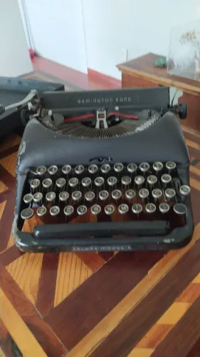 Máquina de escrever Remington