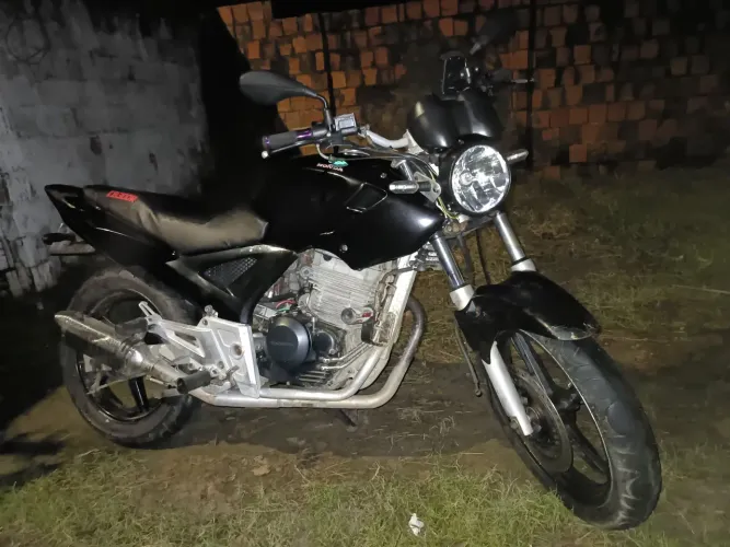 TW Vendo ou troco por outra moto