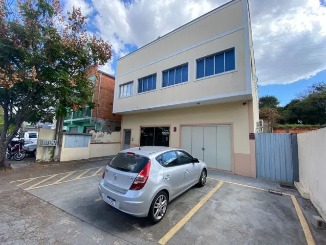 Salão para alugar, 189 m² por R$ 7.000,00/mês - Centro - Louveira/SP