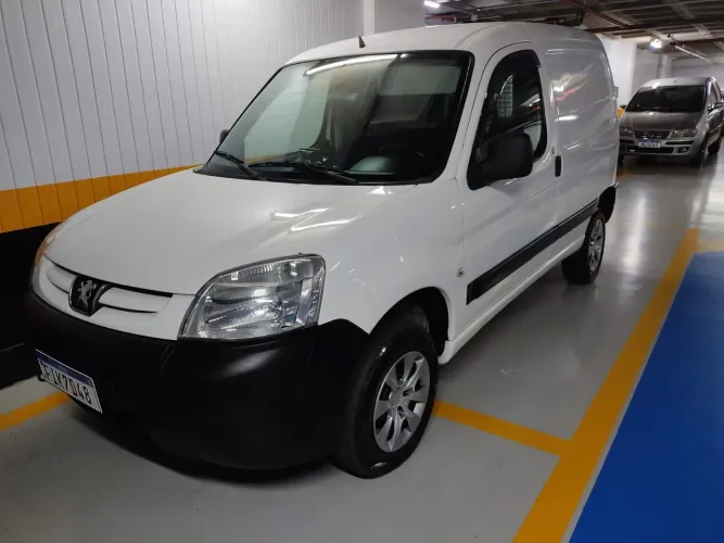 Peugeot Partner Van 1.6 Flex 16V 5P 2013