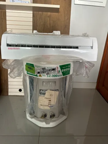 Central de ar split inverter 12000btus agratto Nova na caixa