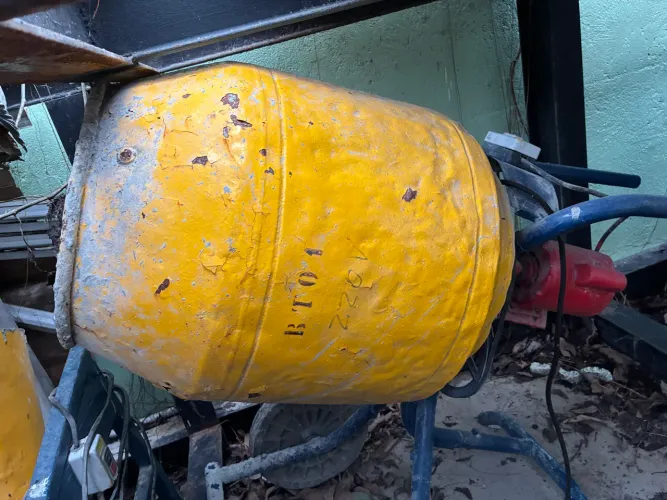 Betoneira CSM 120L