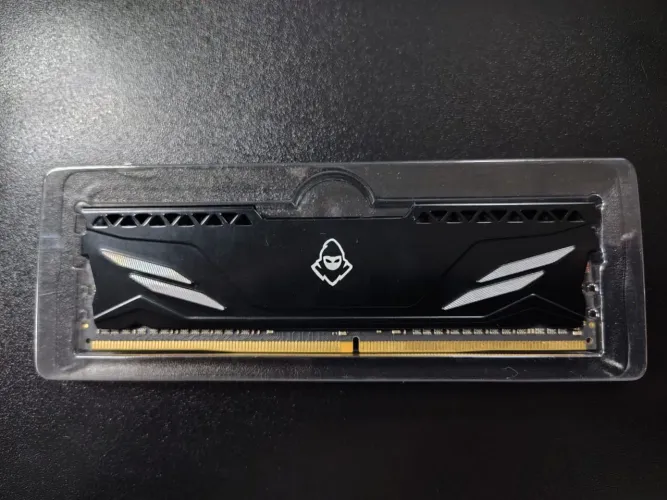 Memória ram ddr4 16gb (2x8) 3200mhz