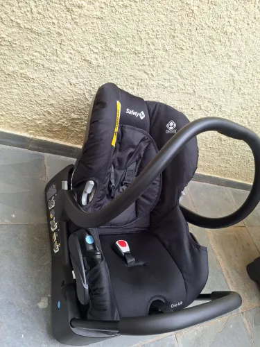 Carrinho de Bebê e Bebê conforto Safety 1st Mobi Trio Black Impecável