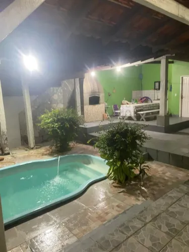 Casa na Orla praia lago Verde disponível pra Sairé e réveillon em alter do chão ?
