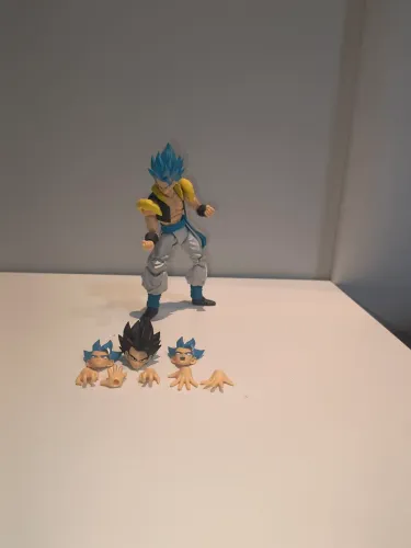gogeta blue sh figuarts ORIGINAL