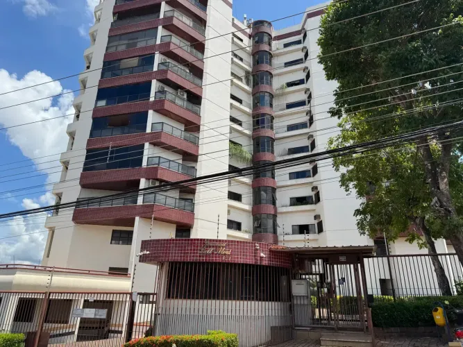 APARTAMENTO 3 a 4 QUARTOS 2 SUÍTES, C/ ARMÁRIOS, COND. BELL MONT; REFORMADO, PROX UFMT, FE