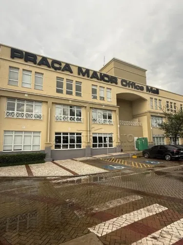 SALA COMERCIAL COM 42,00M²; PRAÇA MAIOR