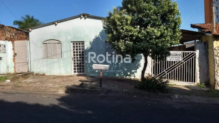 Terreno para venda no Bairro Santa Mônica