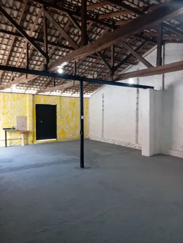 Galpão ideal para oficina, logística, marcenaria, serralheria entre outros