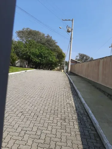 Condominio fechado a 200mts da praia de Ingleses