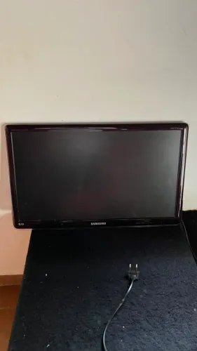 Monitor / TV Samsung 24" Full HD (Conversor Integrado) - Sem Controle