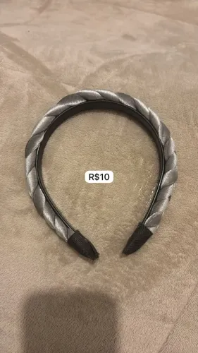 Tiara feminina
