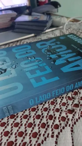 LIVRO- LADO FEIO DO AMOR
