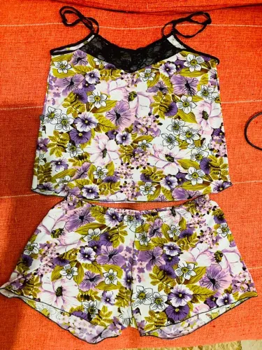 CONJUNTO DE PIJAMA ESTAMPADO