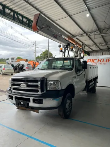 SUCATA FORD F-4000 2.8 DURAMAX 2017 PARA REIRADA DE PEÇAS 