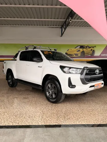 Toyota Hilux CD SR 4X4 2.8 TDI Diesel Aut. 2024