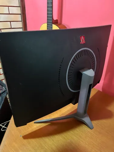Monitor Aoc 32 ( retirada de peças)