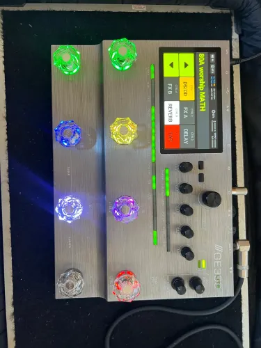 Pedaleira Mooer GE 300