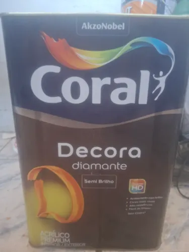 Lata de tinta cor branco unicórnio 16L