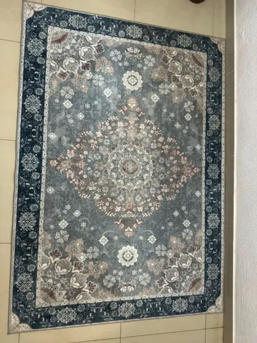 TAPETE DECORATIVO - 1,50 × 2,00 m - R$ 150,00