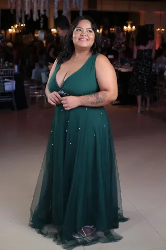 Vestido verde plus size para baile de formatura