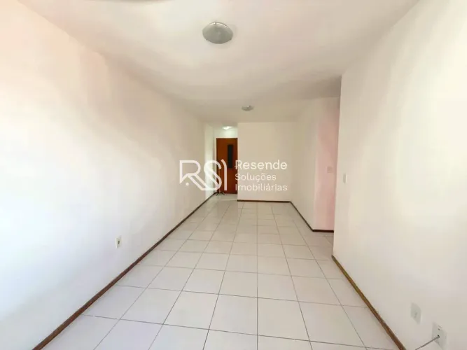 Apartamento Para Vender no Edifício Platanus com 2 quartos 1 suítes no bairro Jatiúca em M