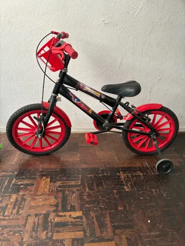 Vende-se bicicleta