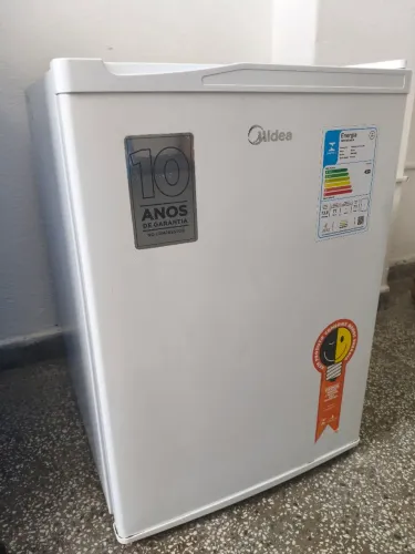 Frigobar Midea 110v em ótimo estado<br>Retirar na Av. Protásio Alves 4870