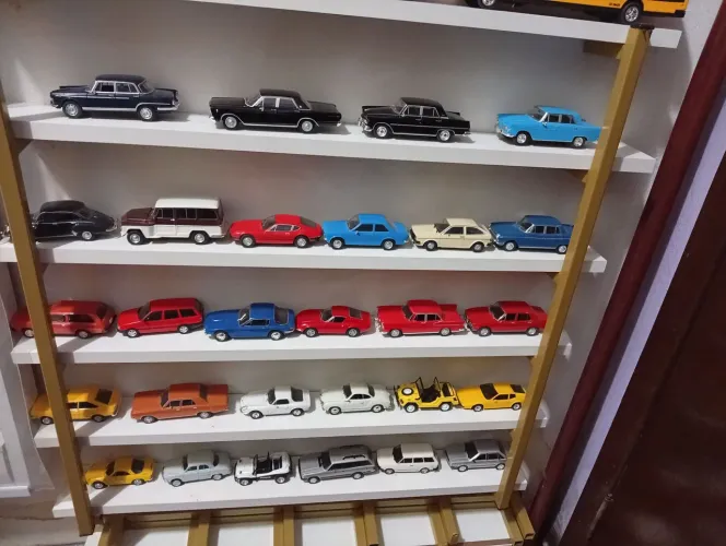 Lote carrinhos 1/43