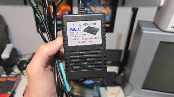 Fonte console PC Engine DUO NEC 220v DC10v 2A (Model: RFC-35)