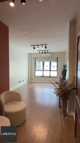 Sala comercial 27m2 Condomínio SPERB na Rua Silva Jardim Auxiliadora Porto Alegre