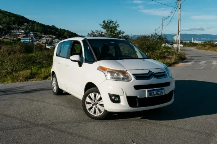 Citroen C3 Picasso GLX 1.5 Flex 8V 5P Mec. 2014