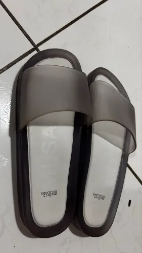 MELISSA BEACH SLIDE