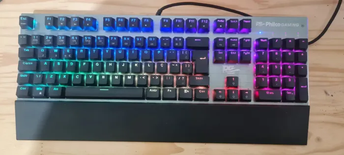 Teclado mecanico gamer Philco PKB92