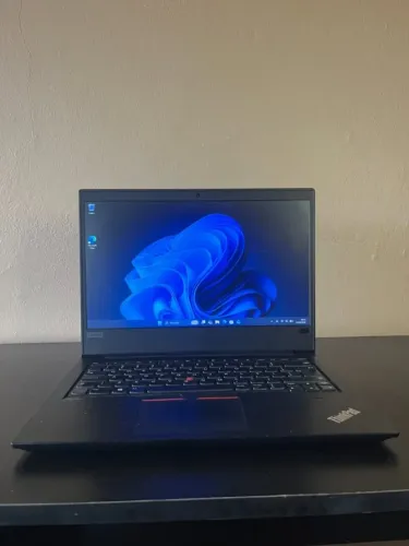 ThinkPad E490 i5 8a | 16GB RAM | SSD 240GB | 14" | 90 Dias Garantia