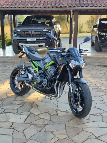 Kawasaki Z900 ano 2021 IMPECÁVEL! Para pessoas exigentes!