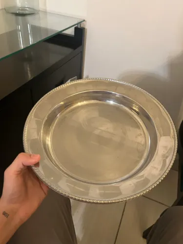 Bandeja circular de metal