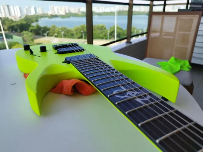 Guitarra Solar A 2.7 (7 cordas)