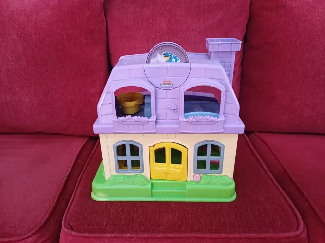 Casinha de brinquedo fisher price 