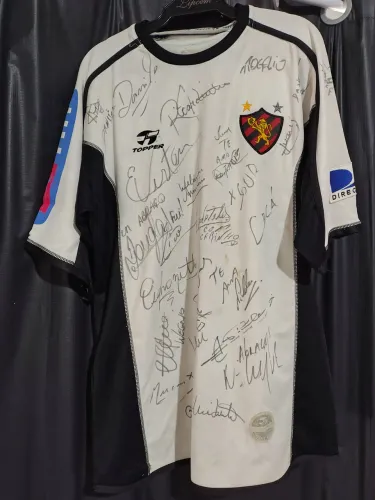 Camisa relíquia