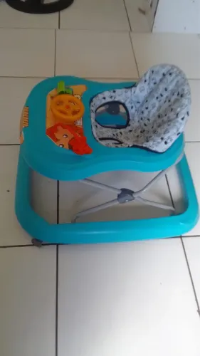 Andador de bebê Safari II