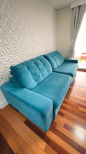 Vendo sofá retrátil em excelente estado, material de primeira qualidade 