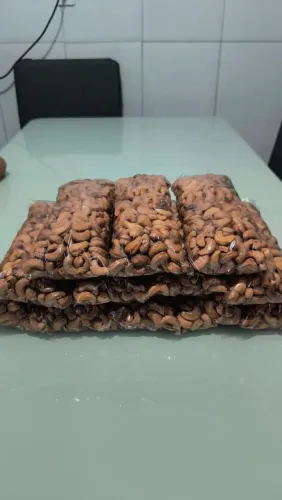 Castanha de Caju Premium - Torrada na Hora | Inteira, Crua e Doce
