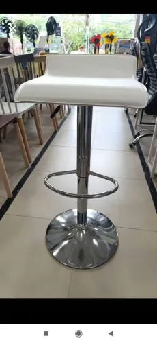 Banqueta Tókio Poucas Unidades 