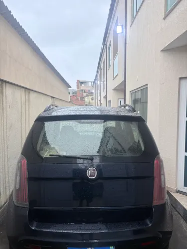Fiat Idea Attractive 1.4 Fire Flex 8V 5P 2012